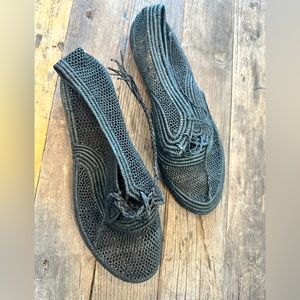 Raffia shoes